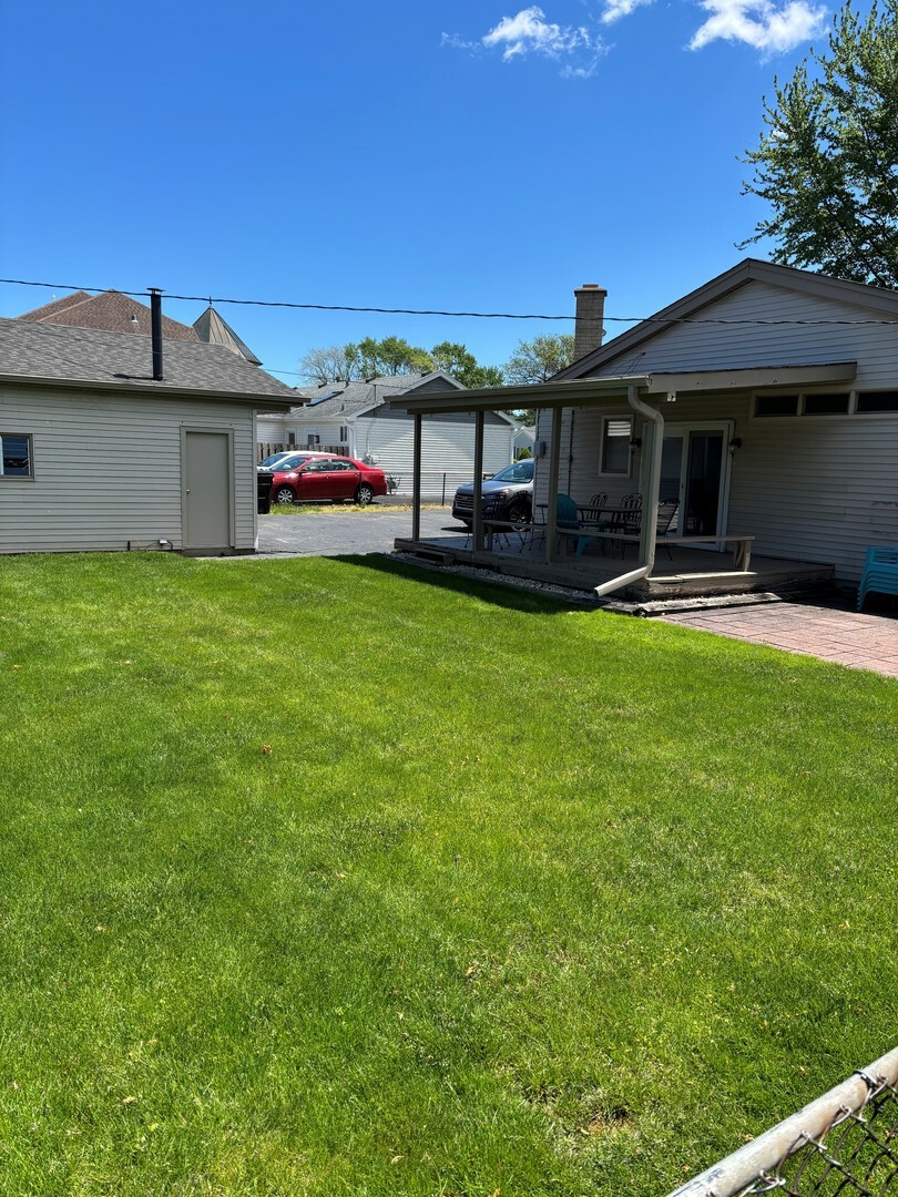 Property Photo: 8122 W Winnemac Avenue IL 60706