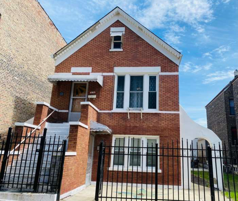 Property Photo: 4803 S Honore Street IL 60609