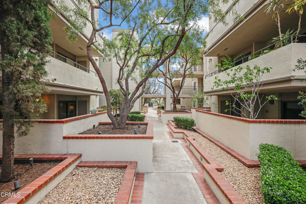 Property Photo:  1000 E California Boulevard 108  CA 91106 