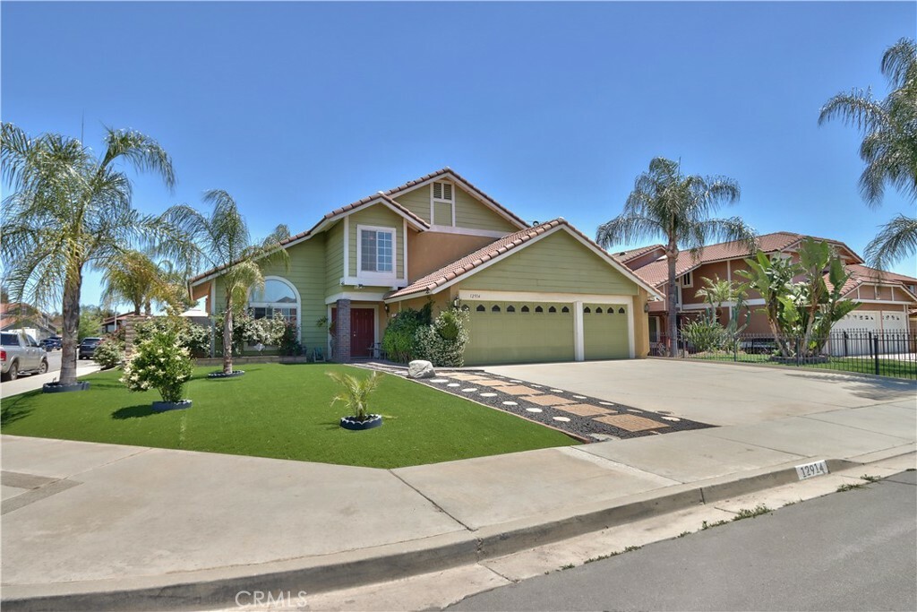 Property Photo: 12914 Coralberry St. CA 92553