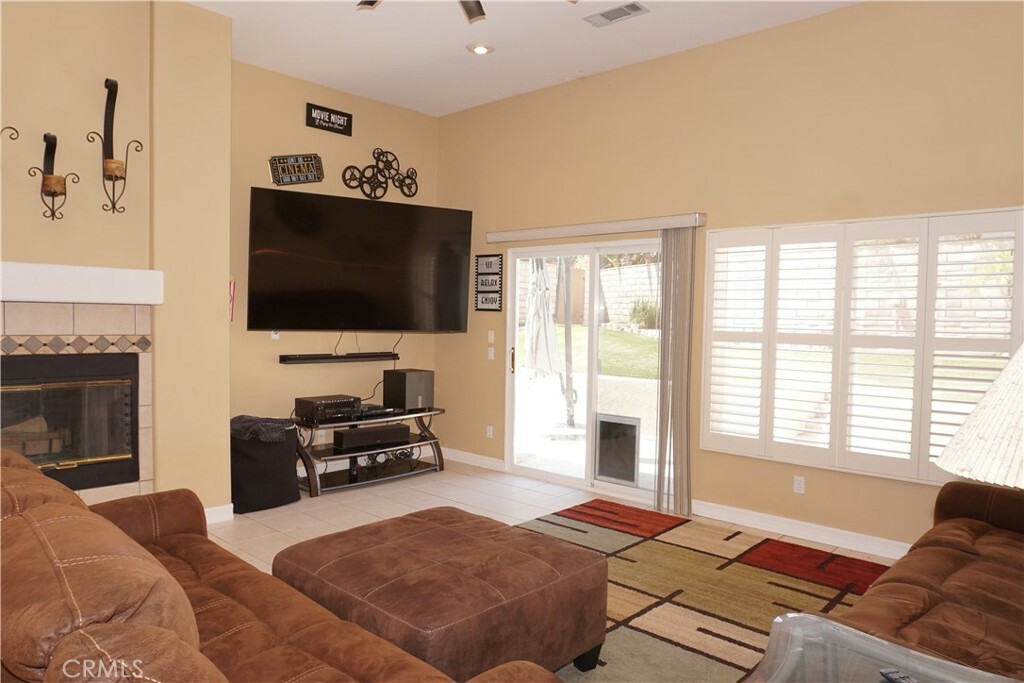Property Photo: 23618 Canyon Lake Drive N CA 92587