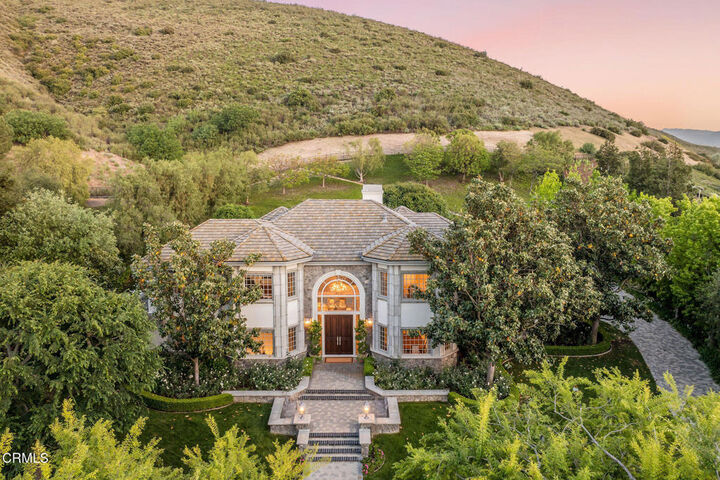 Property Photo:  5016 Hunter Valley Lane  CA 91362 