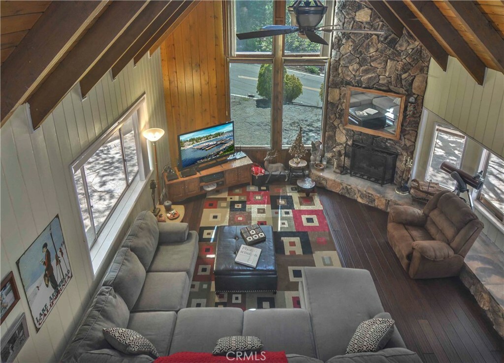 Property Photo: 1353 Golden Rule Lane CA 92352