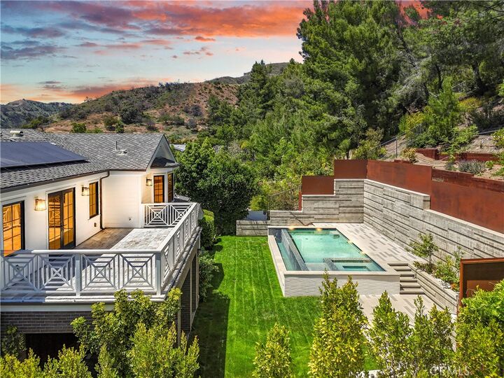 Property Photo: 2520 La Condesa Drive CA 90049