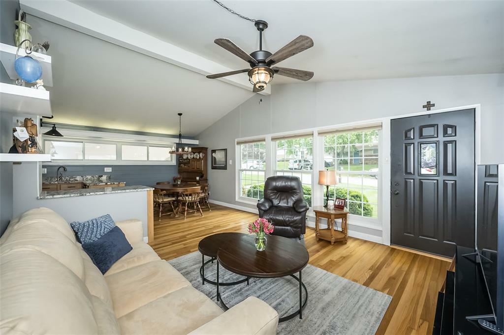 Property Photo:  616 Acorn Drive  MO 63126 
