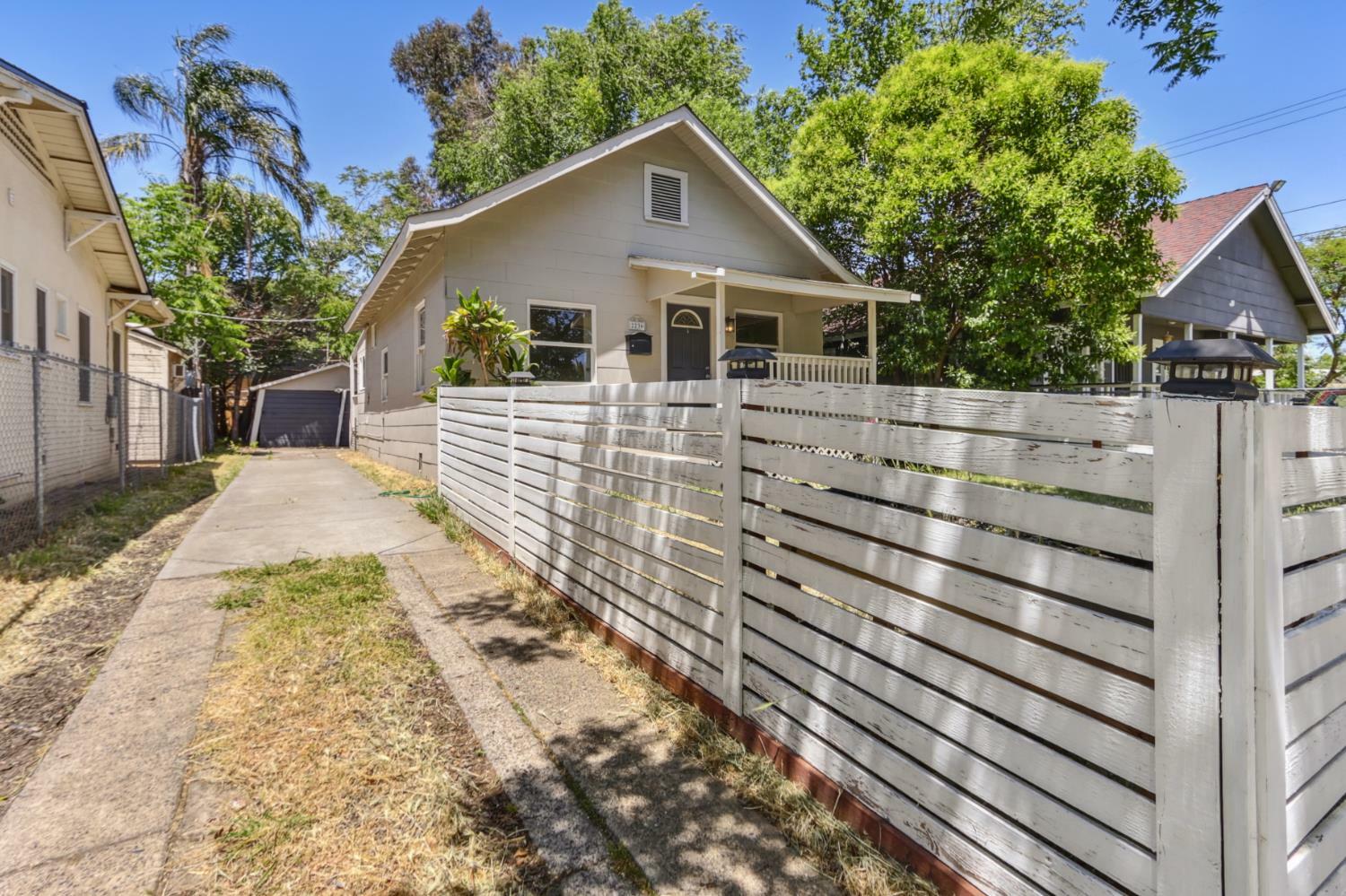 Property Photo: 2236 32nd Street CA 95817