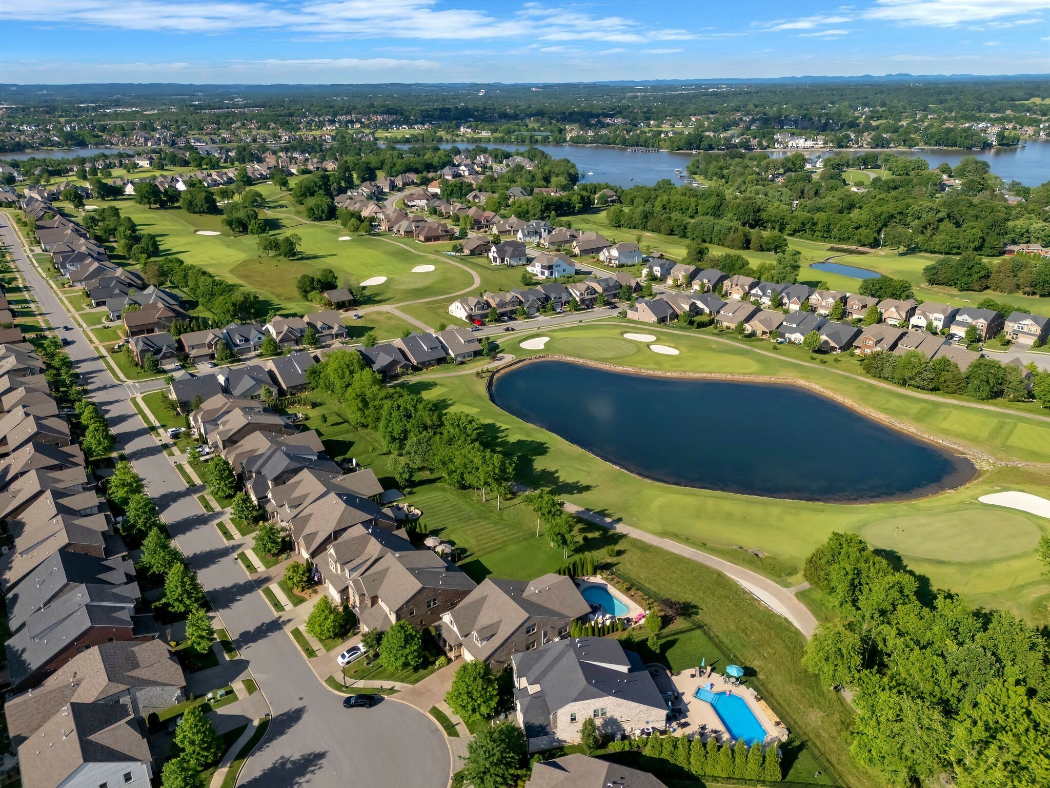Property Photo: 1727 Foxland Blvd TN 37066