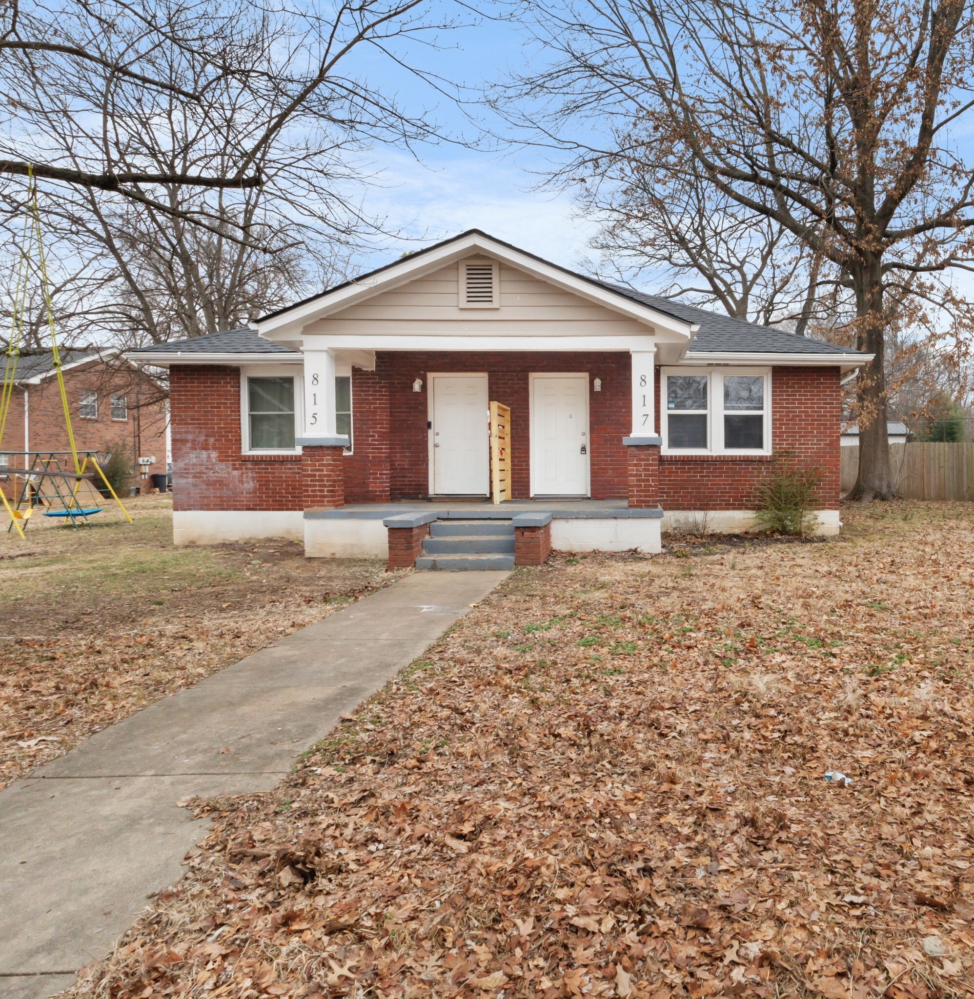 Property Photo: 817 Stafford St TN 37040