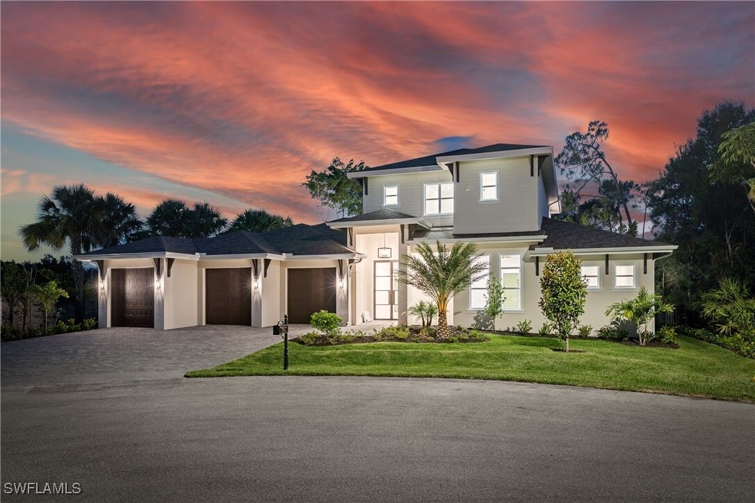 Property Photo:  2854 Coach House Way  FL 34105 