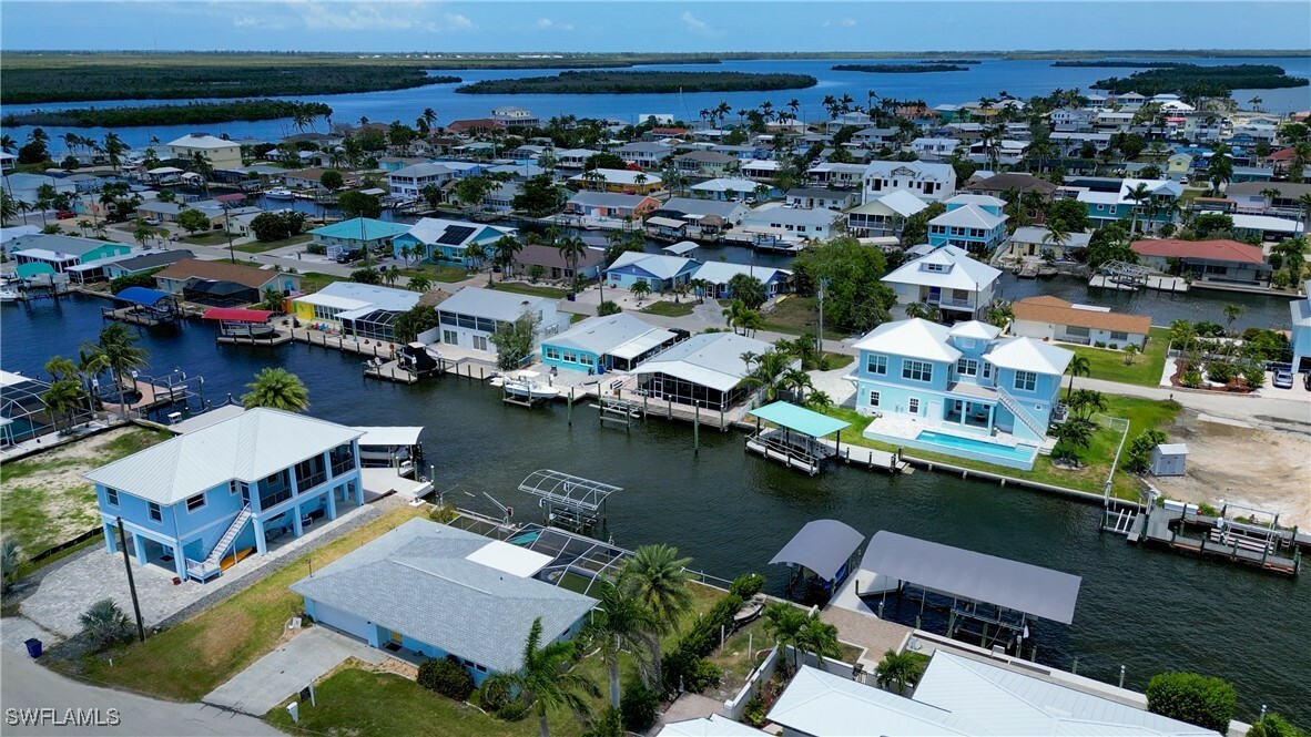 Property Photo: 2685 Geary Street FL 33993