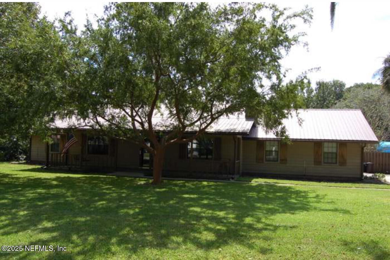Property Photo: 117 Timber Lane FL 32177