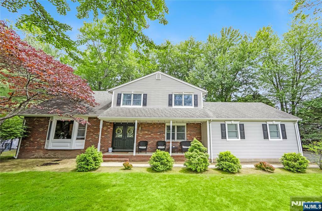 Property Photo:  66 Hoffman Court  NJ 07675 