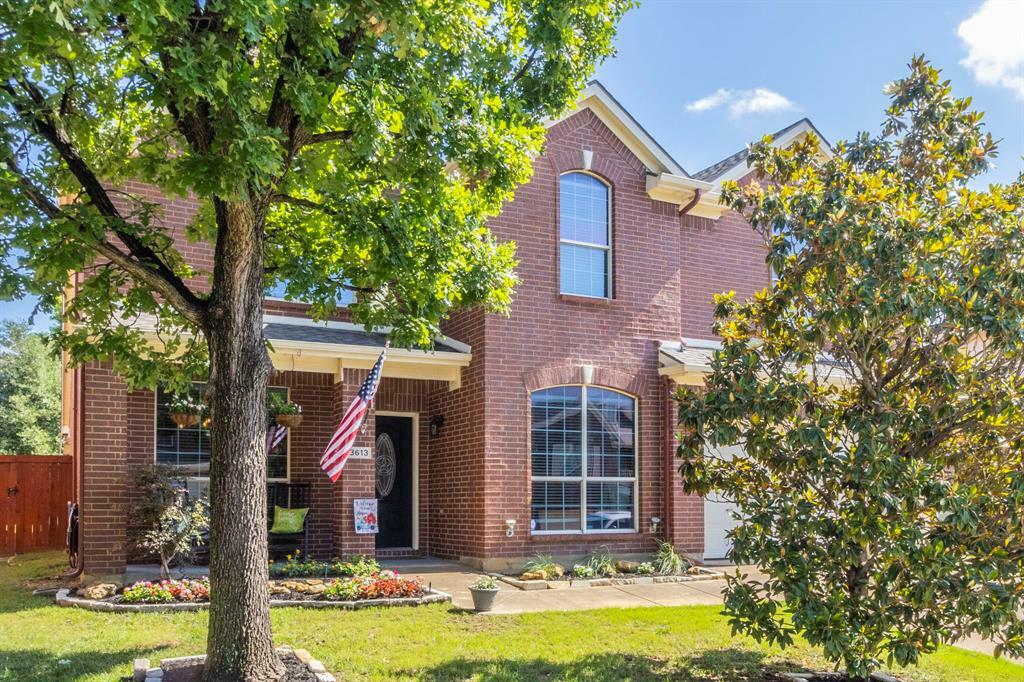 Property Photo: 3613 Delaney Drive TX 76244