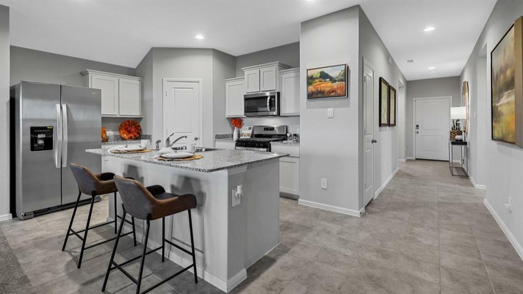 Property Photo: 8408 Beltmill Parkway TX 76131