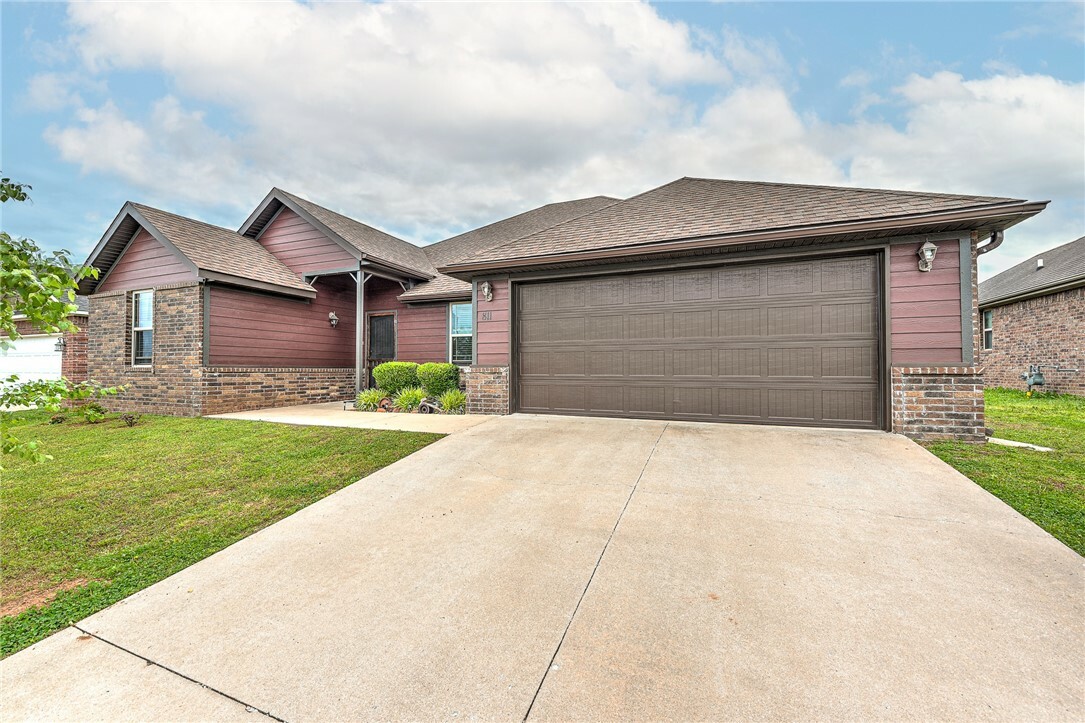 811 SW Pure Globe Street  Bentonville AR 72712 photo