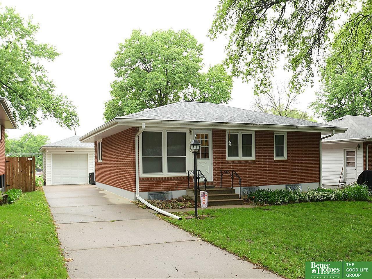 Property Photo: 1609 N 71st Street NE 68505