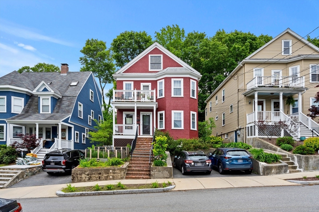 Property Photo:  38 Tanager St 1  MA 02476 