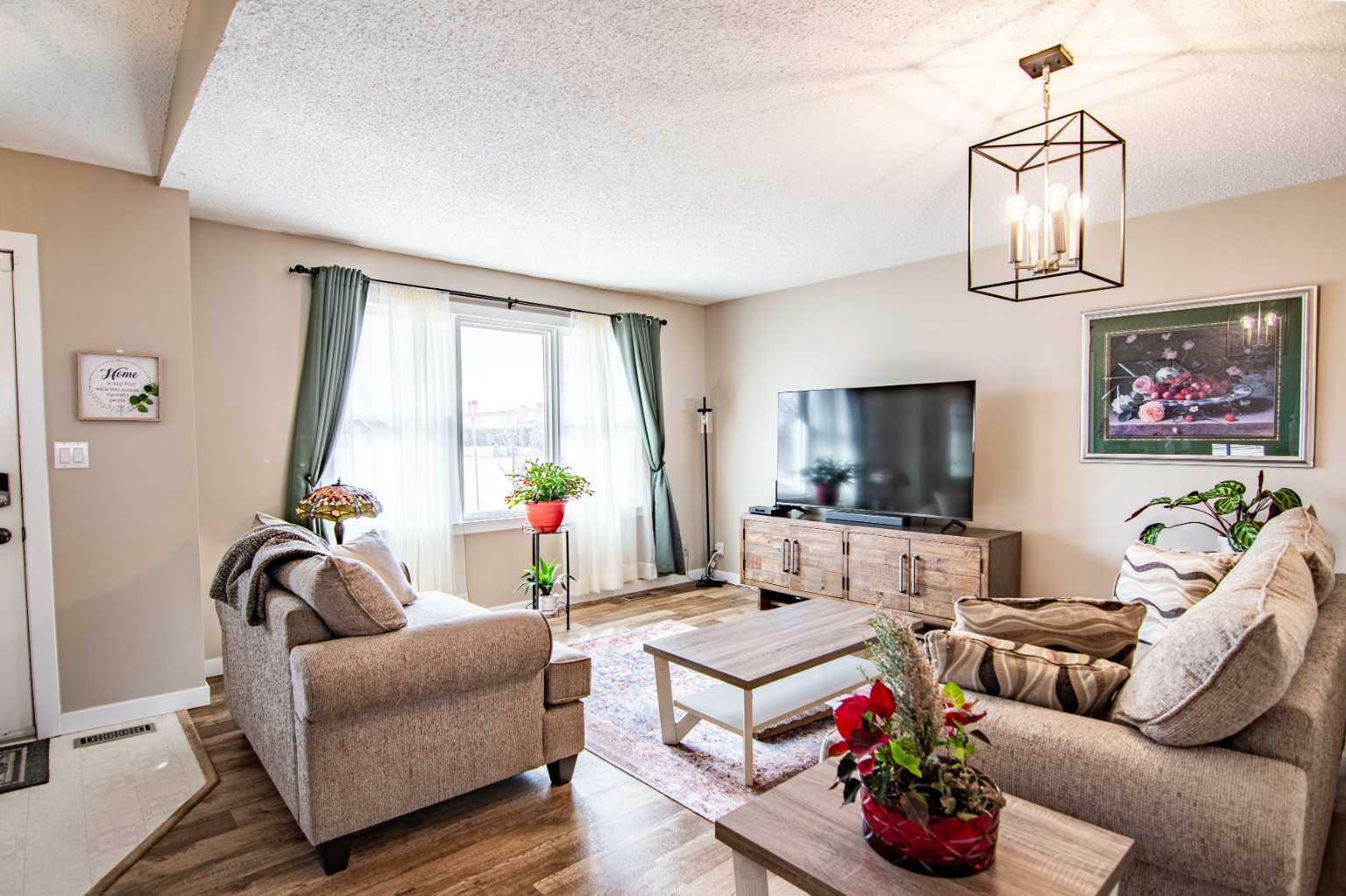 Property Photo: 33 Byer Close AB T4R 1S1