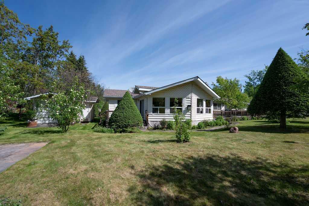 Property Photo: 382 Birch Road AB T0G 0M0