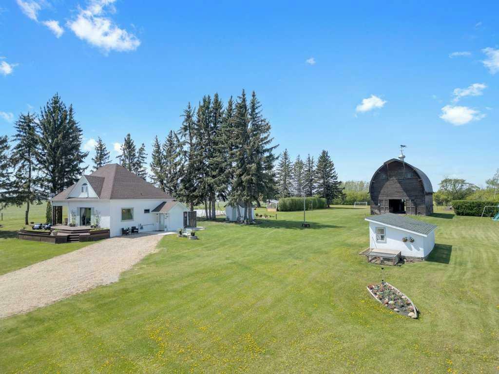 Property Photo: 430044 Highway 20 AB T0C 2J0