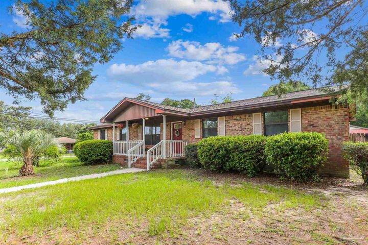 3001 Christine St  Pensacola FL 32526 photo