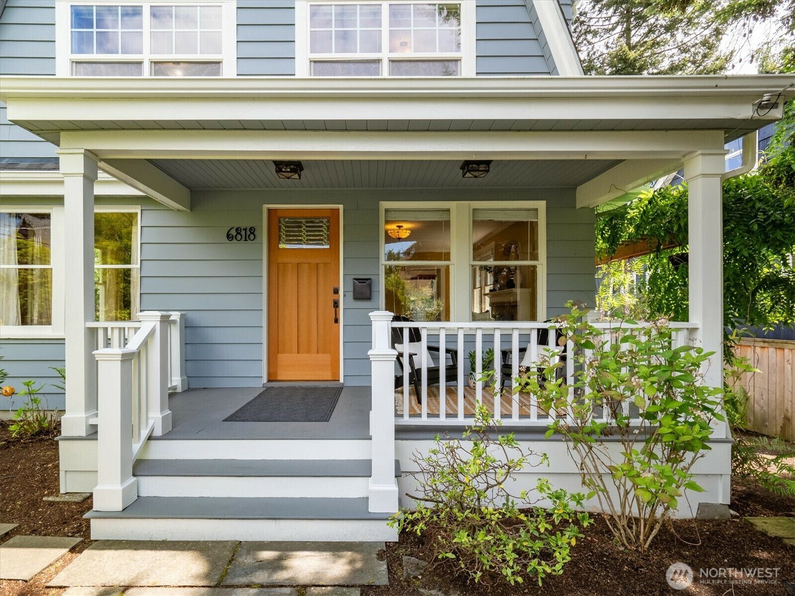 Property Photo: 6818 18th Avenue NE WA 98115