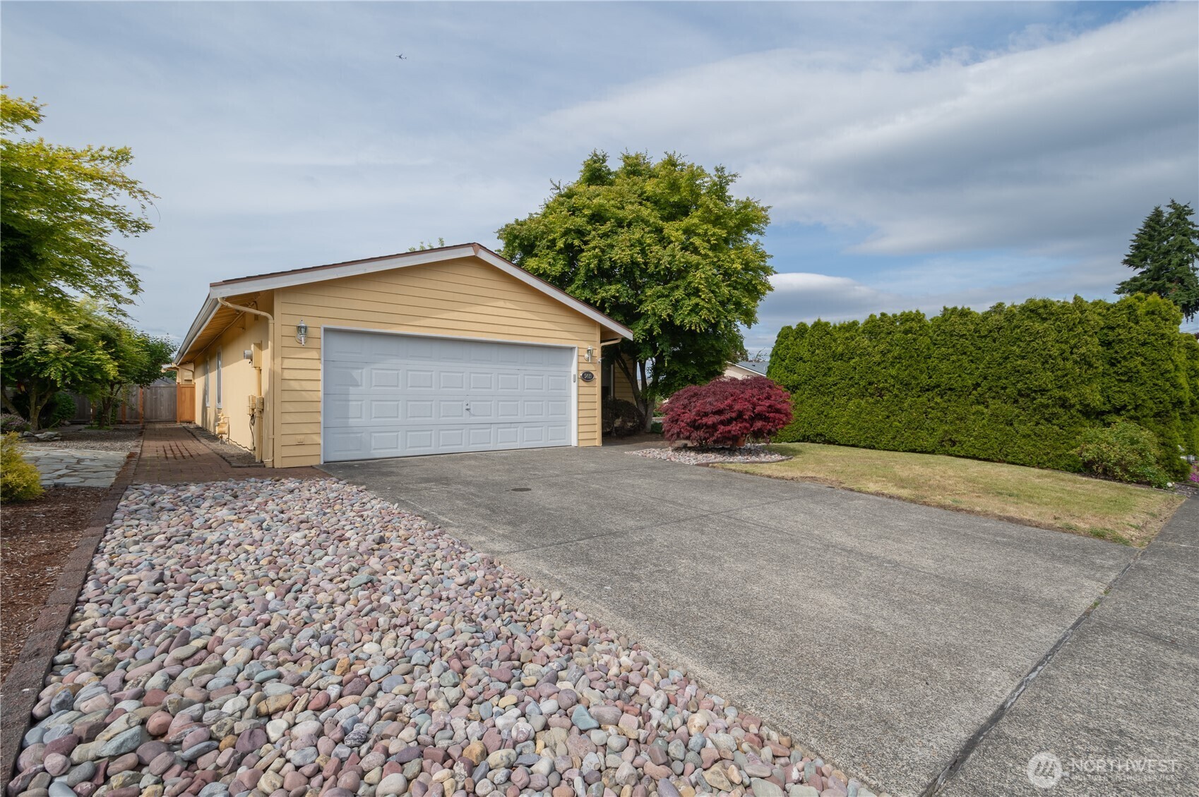 Property Photo: 5419 N Court Street WA 98407