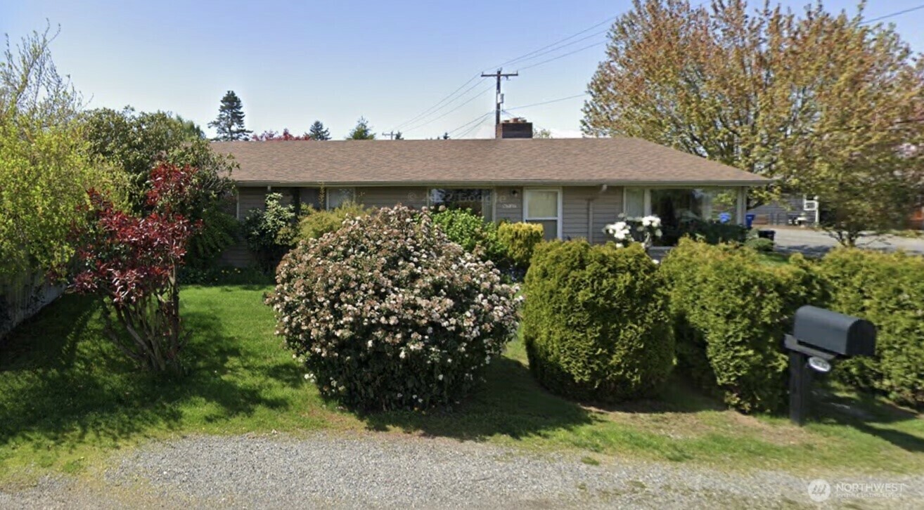 Property Photo:  9737  12th Avenue NW  WA 98117 