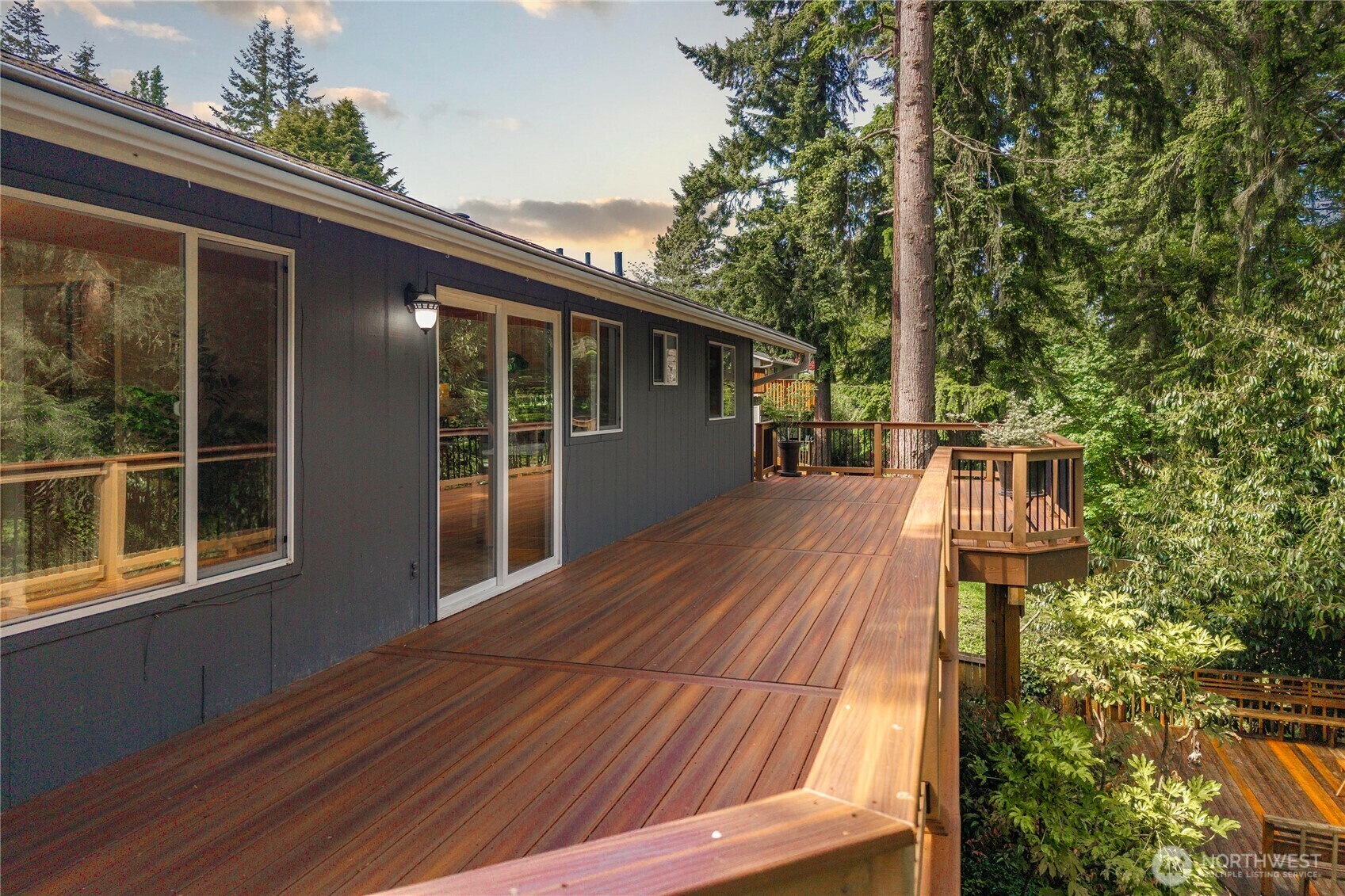 Property Photo:  29918  4th Avenue S  WA 98003 
