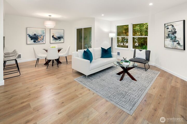 Property Photo:  14633 NE 40th Street K7  WA 98007 