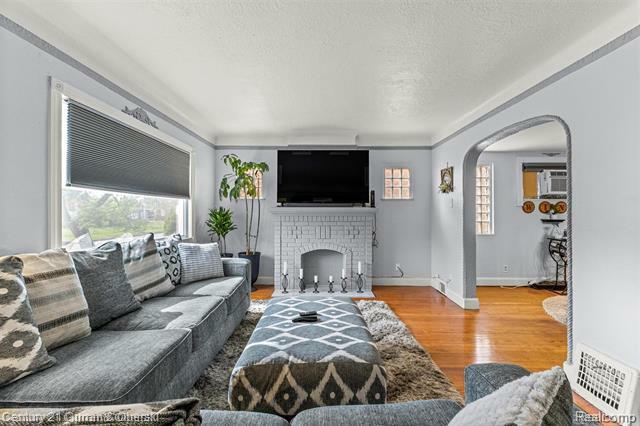 Property Photo: 14337 Winthrop Street MI 48227