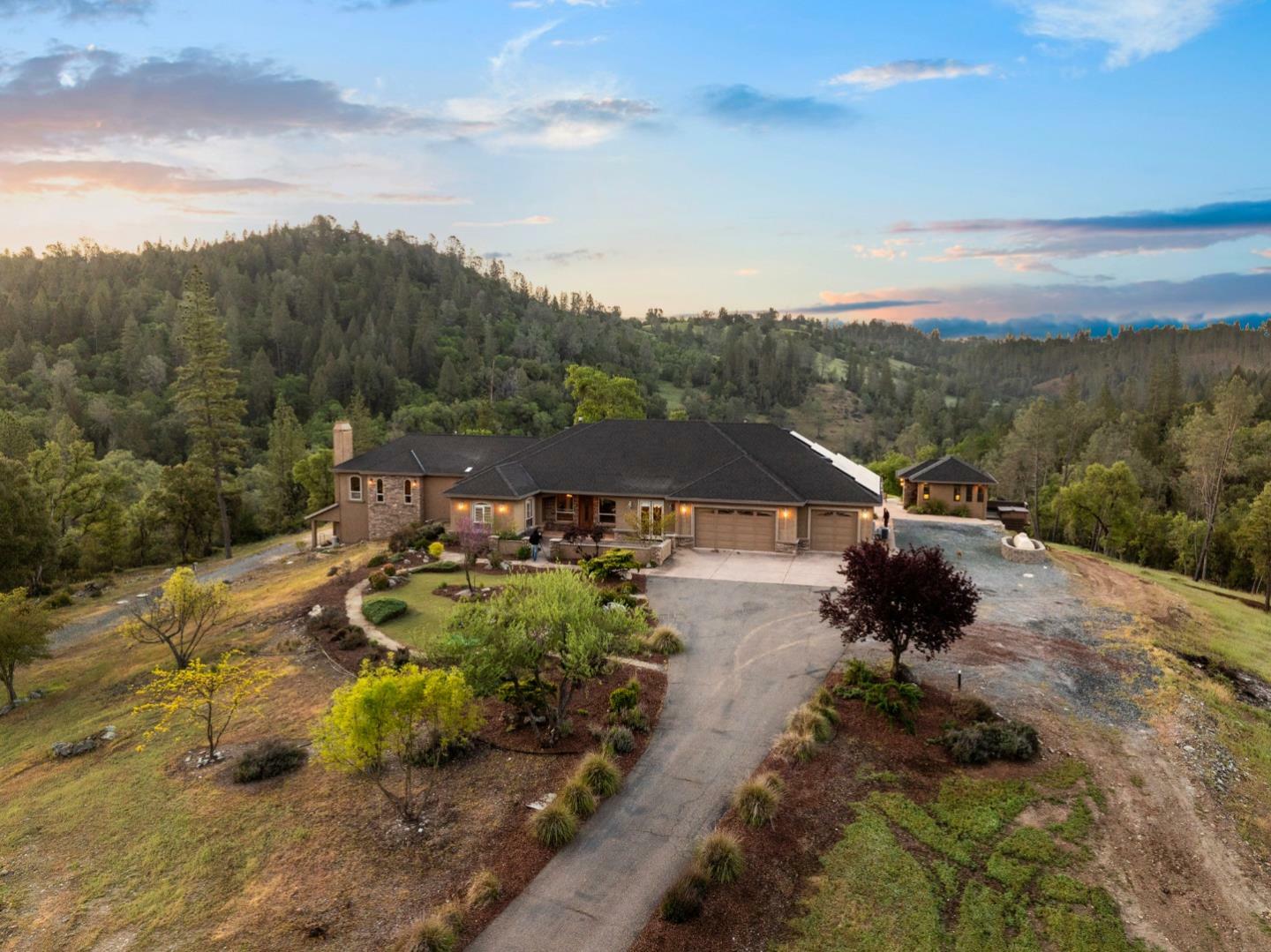 Property Photo: 5500 Rio Cascada CA 95635