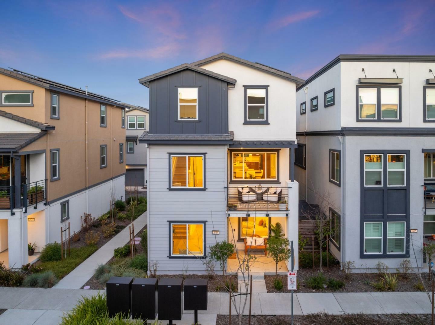 Property Photo: 2815 Crusader CA 94501