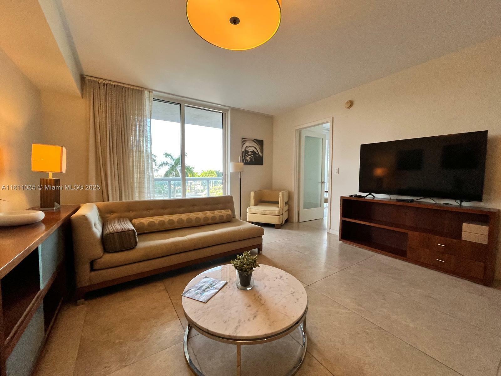 Property Photo: 50 Biscayne Blvd 412 FL 33132