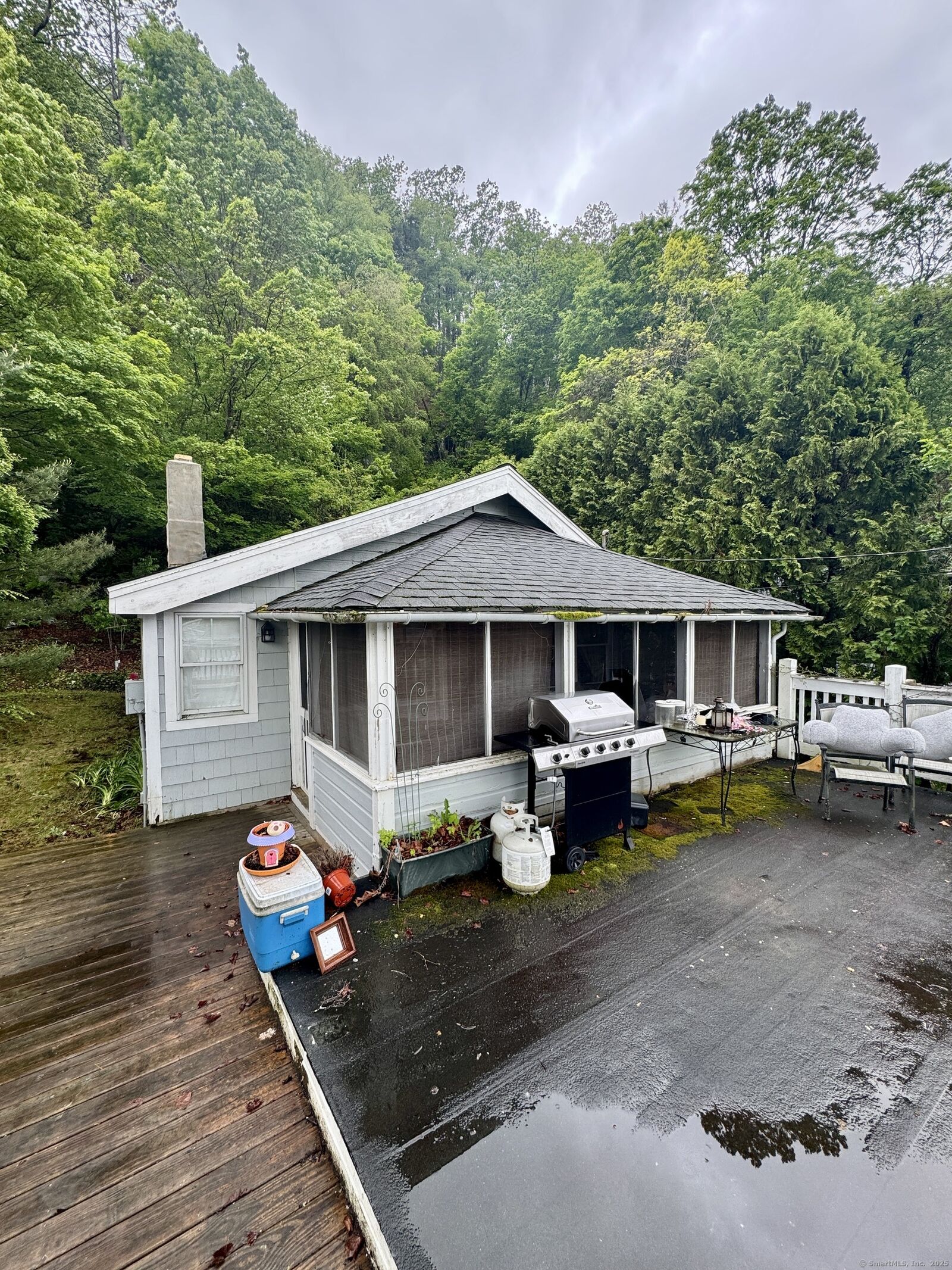 Property Photo: 343 West Wakefield Boulevard CT 06098