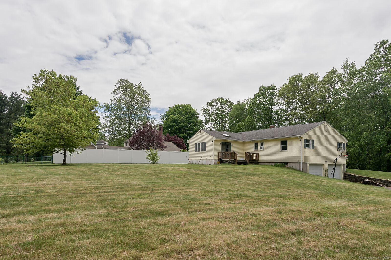Property Photo:  104 East Street  CT 06248 