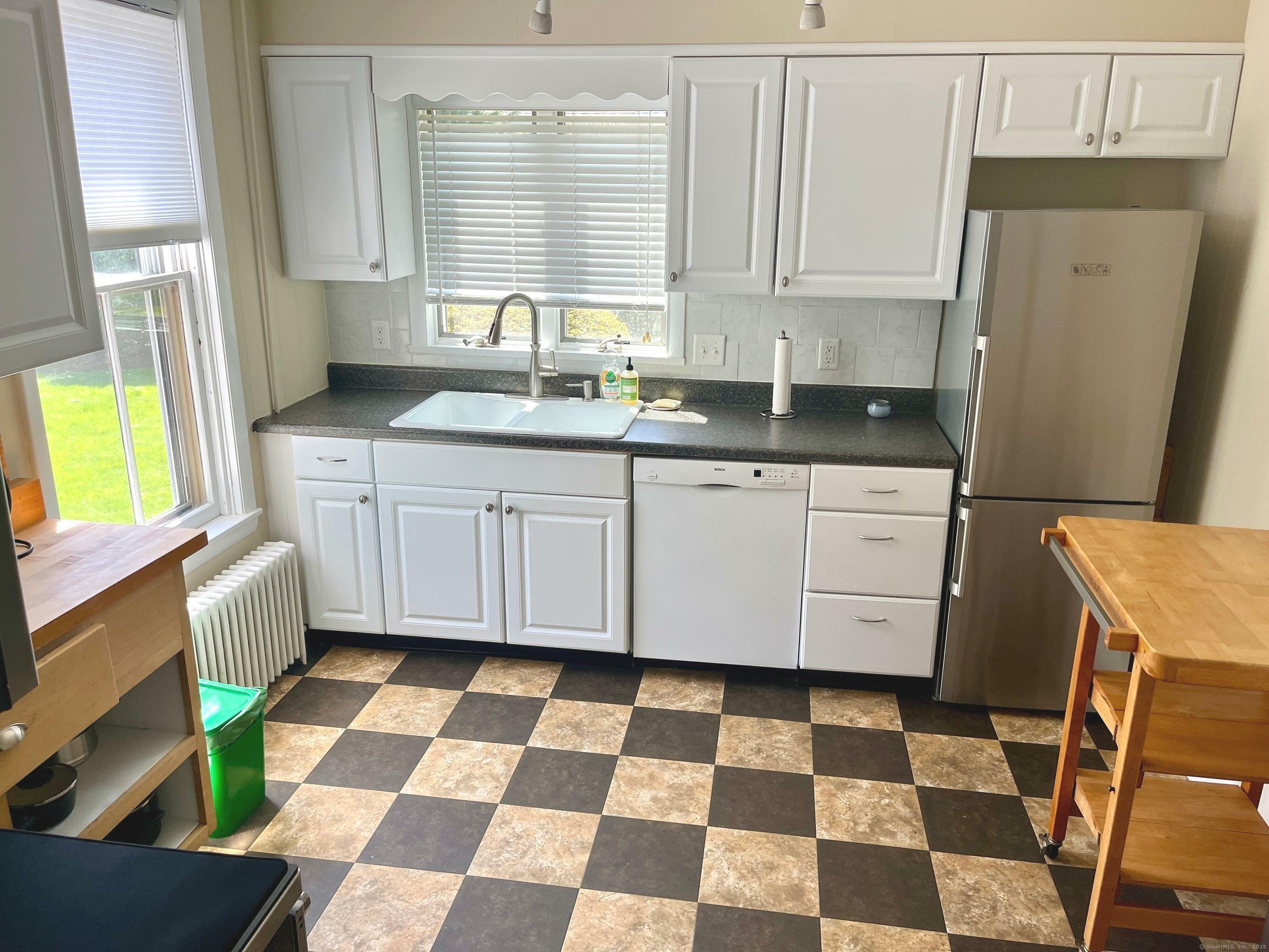 Property Photo: 3 Bayview Avenue CT 06378