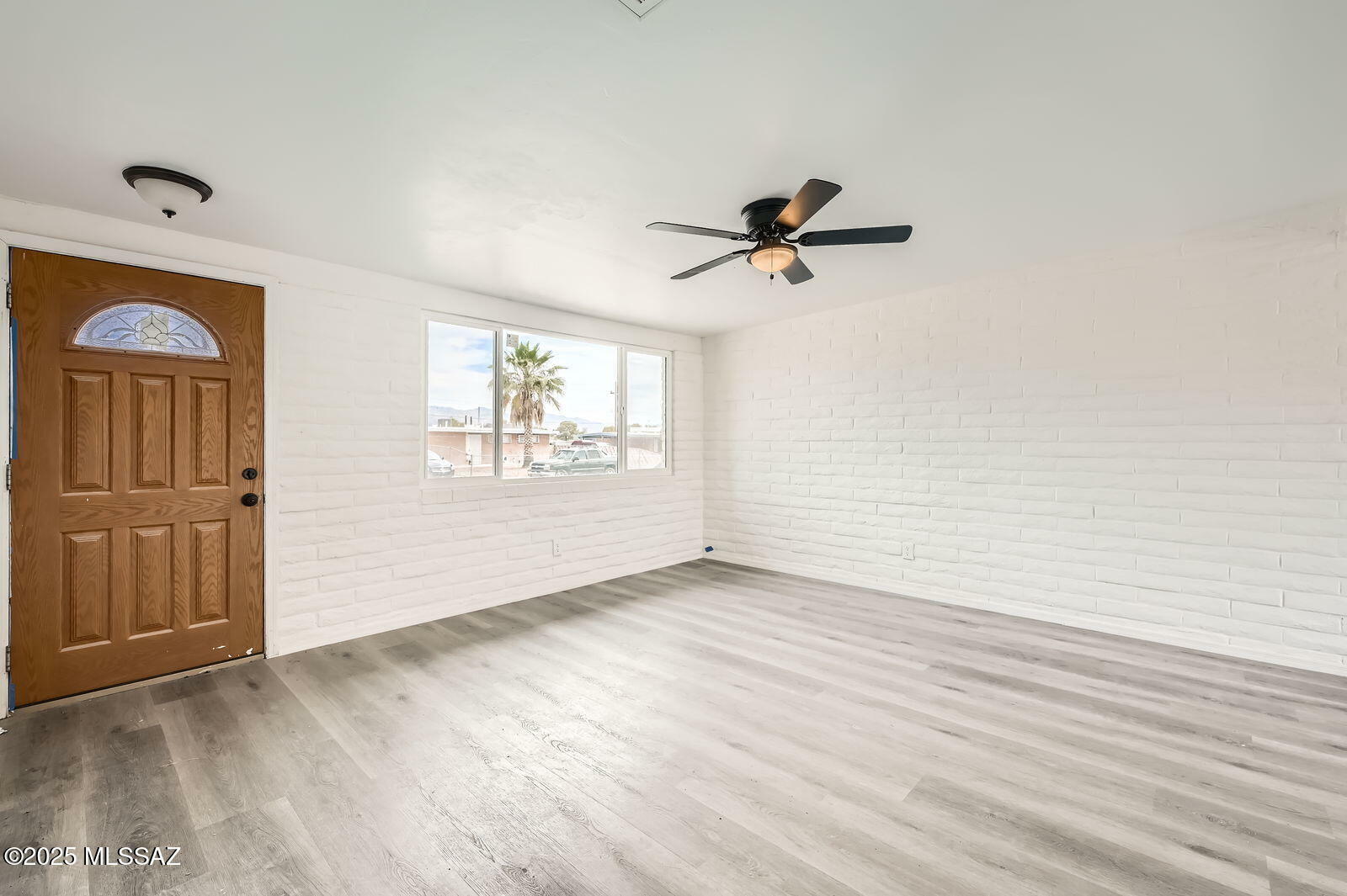 Property Photo:  8032 E Victoria Drive  AZ 85730 