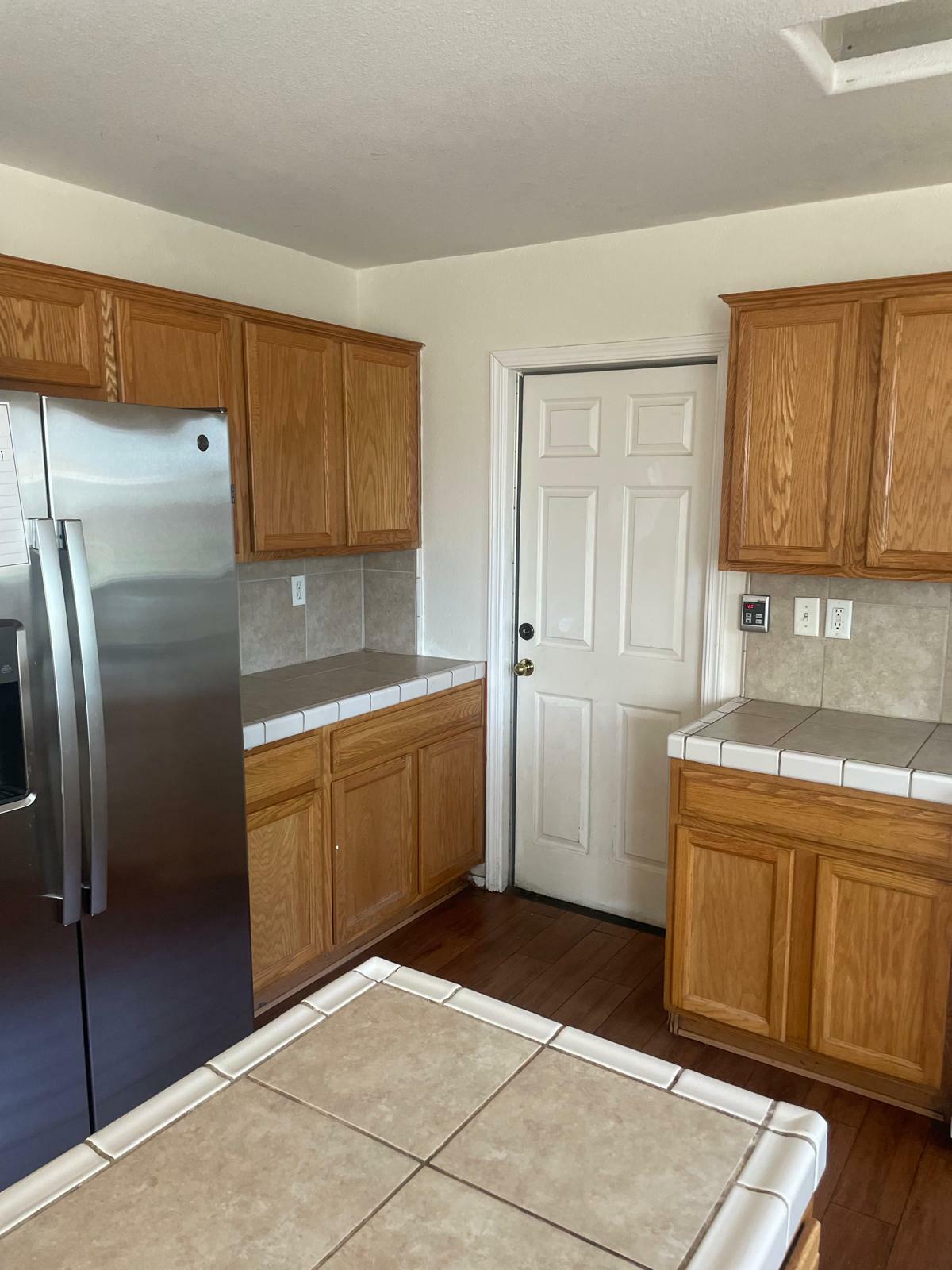 Property Photo:  969 Jordan Street  CA 93257 
