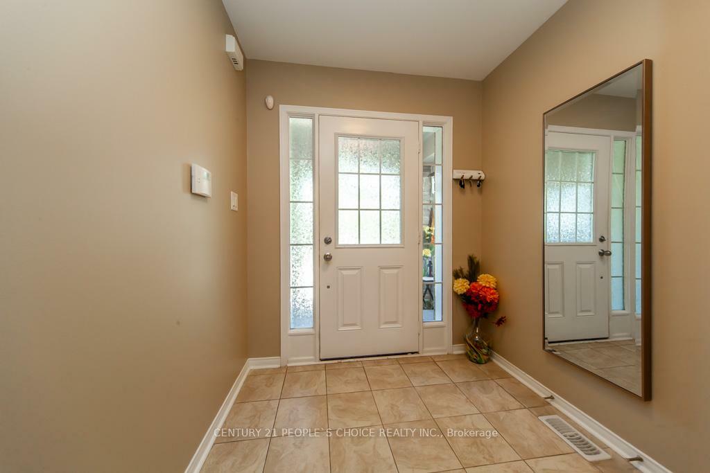 Property Photo: 86 Tozer Crescent ON L1T 5A2