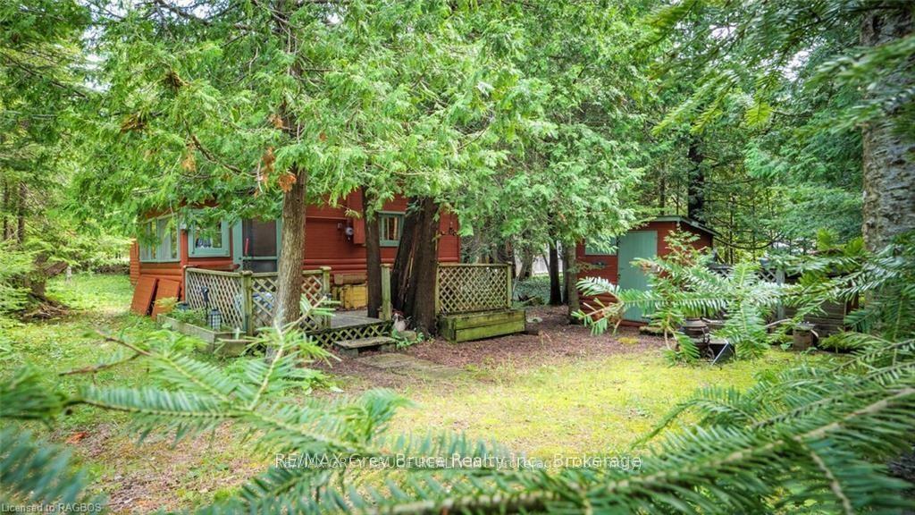 Property Photo:  25 Pine Tree Harbour Road  ON N0H 1Z0 