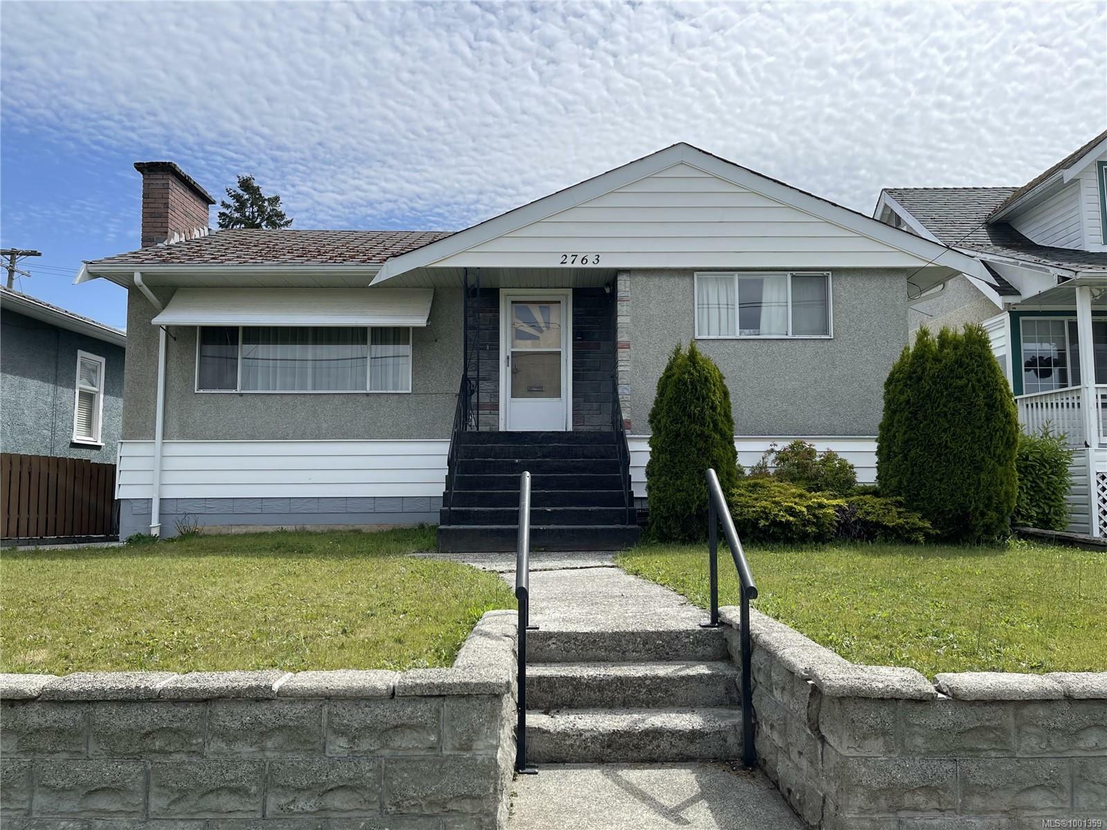 Property Photo: 2763 8th Ave BC V9Y 2L1