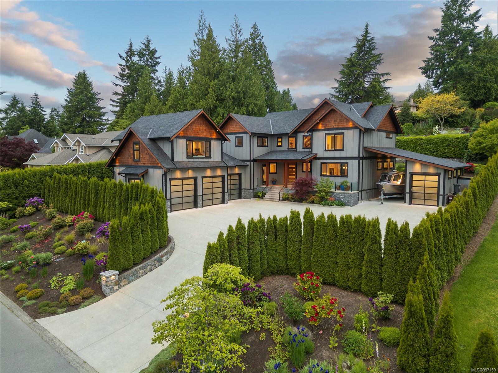 Property Photo: 8660 Richland Pl BC V8L 5E3
