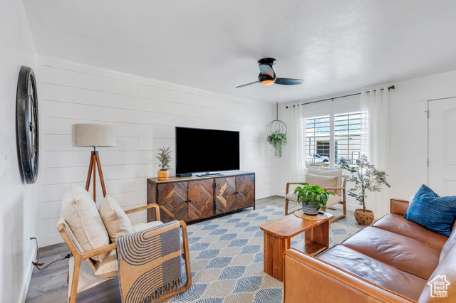 Property Photo: 187 E 560 N UT 84653