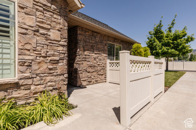 Property Photo:  344 E 2280 N C  UT 84341 