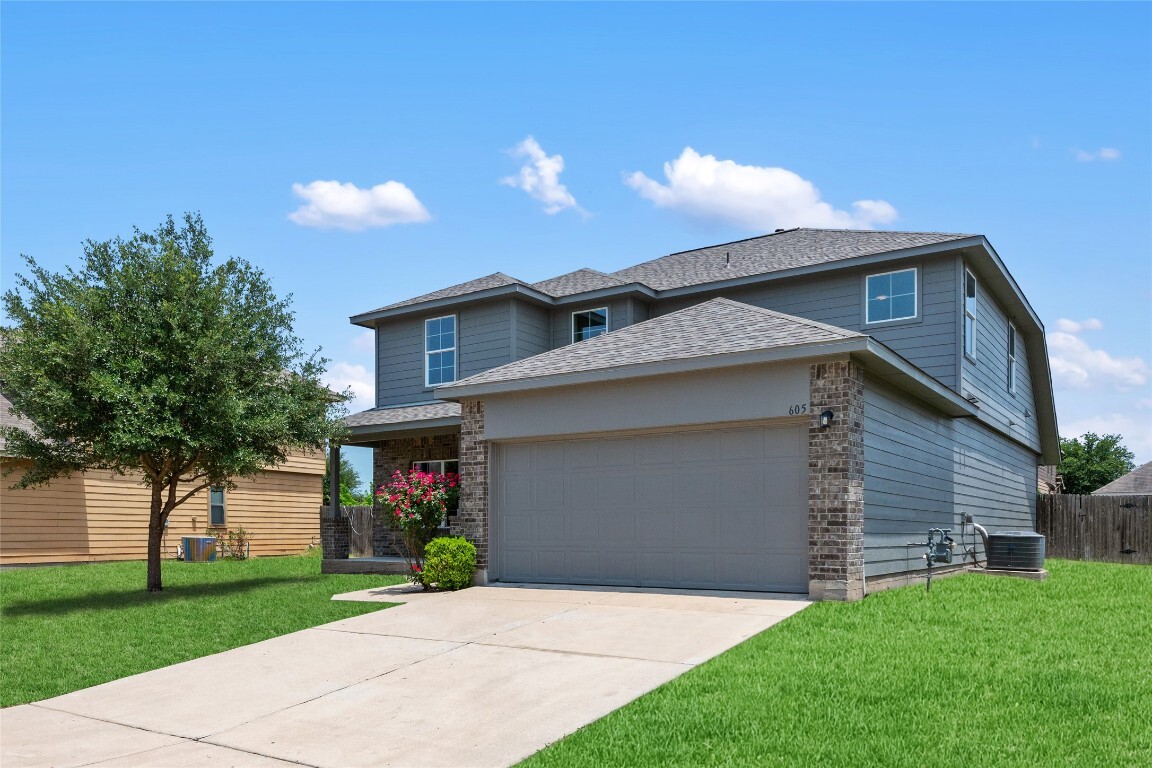Property Photo: 605 Silver Wing Drive TX 78725