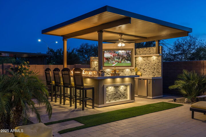 Property Photo:  5250 S Wesley Circle  AZ 85212 