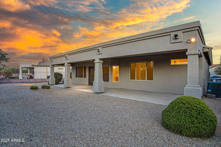 Property Photo: 3640 E Torrey Pines Lane AZ 85249