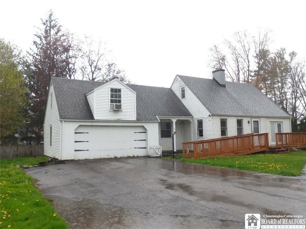 14 Stoneman Avenue  Lakewood NY 14750 photo