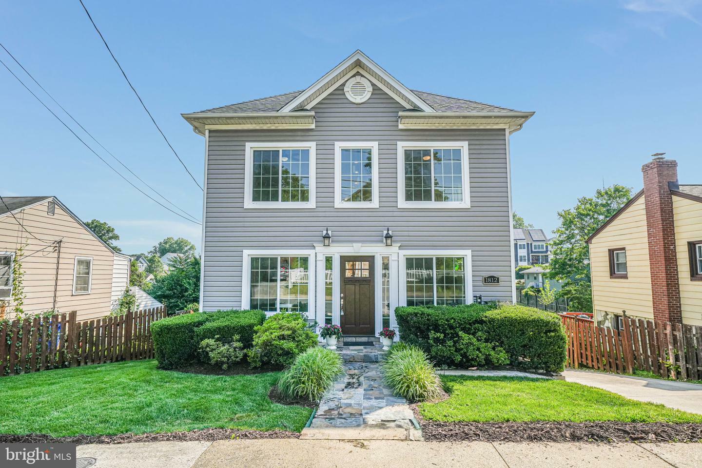 Property Photo: 1812 N Culpeper Street VA 22207